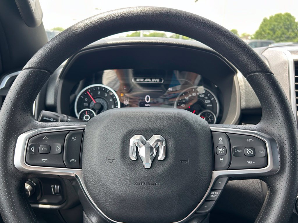 New 2026 RAM 1500 Express AWD/4WD image 15