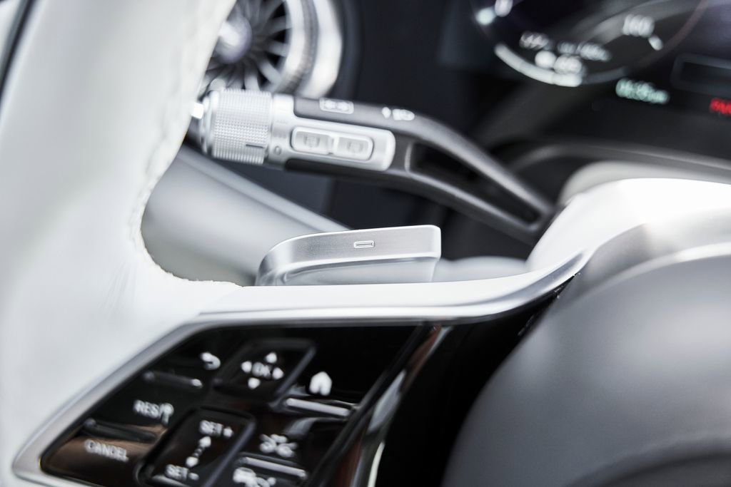 Used 2024 Mercedes-Benz Maybach EQS 680 4MATIC image 70