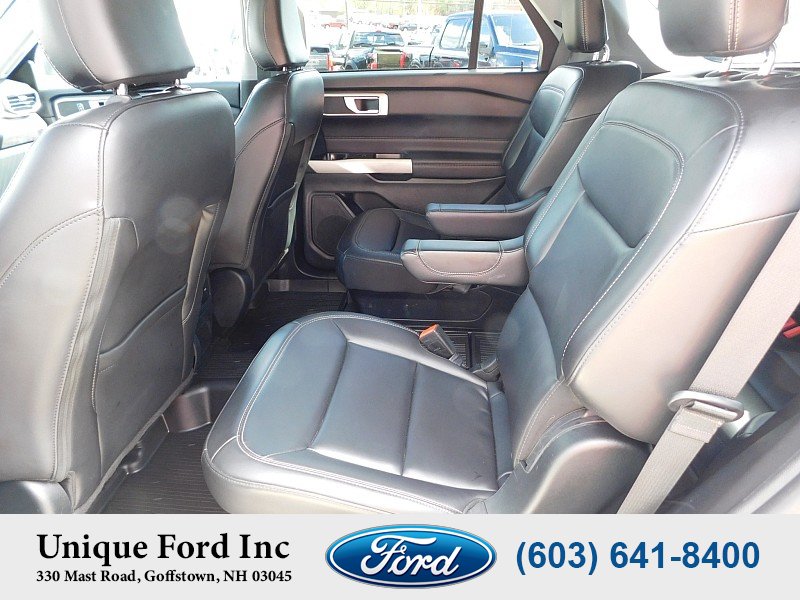 Used 2023 Ford Explorer XLT w/ Equipment Group 202A AWD/4WD image 28