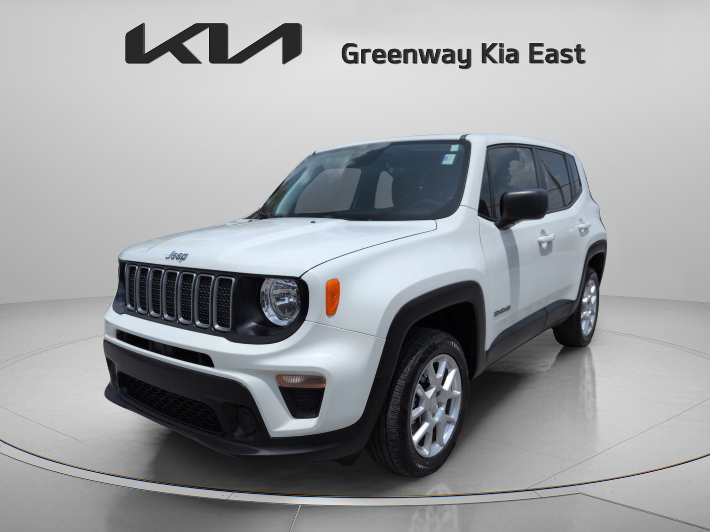 Used 2023 Jeep Renegade Latitude AWD/4WD image 10
