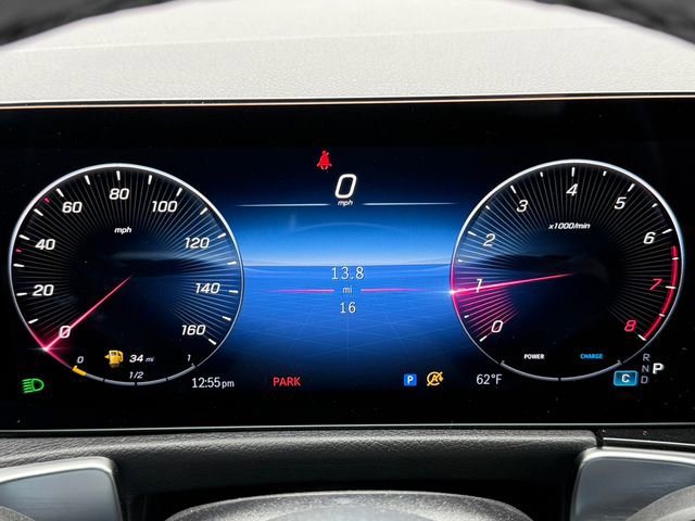 Used 2025 Mercedes-Benz GLB 250 4MATIC image 18