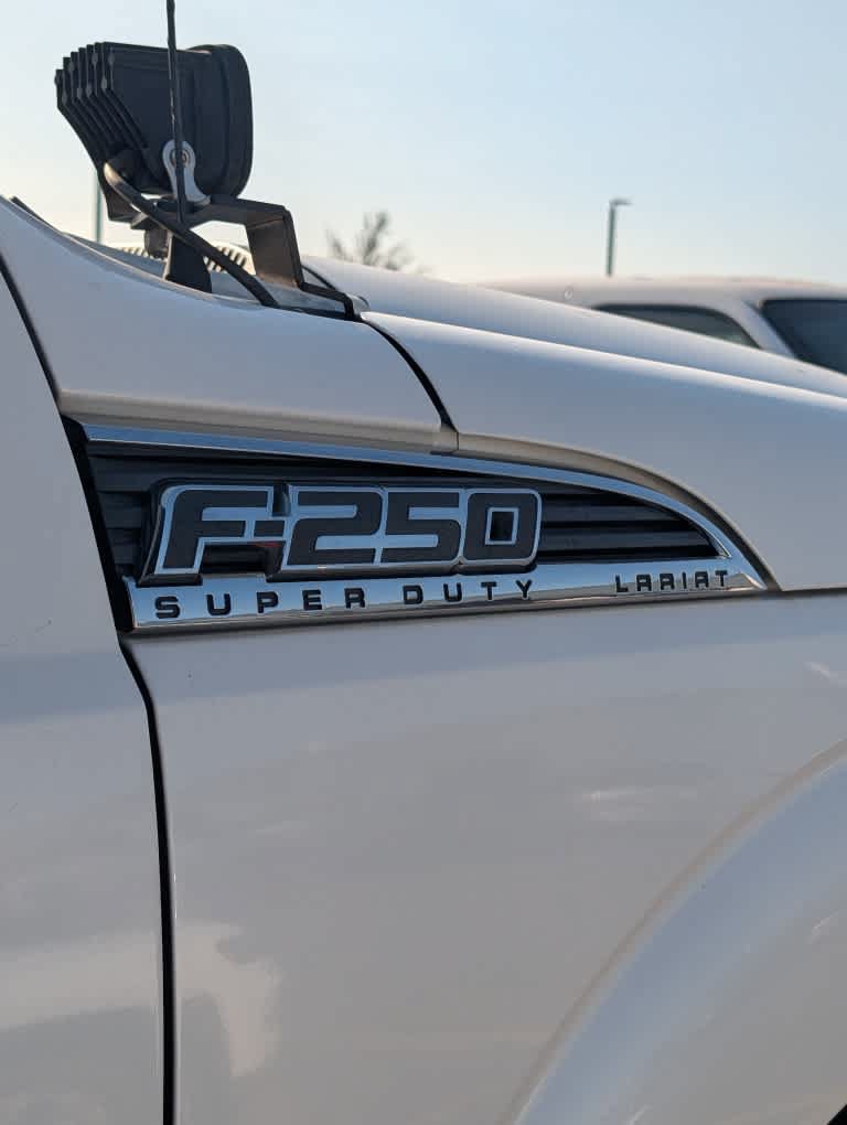 Used 2015 Ford F250 Lariat w/ Lariat Interior Package AWD/4WD image 9