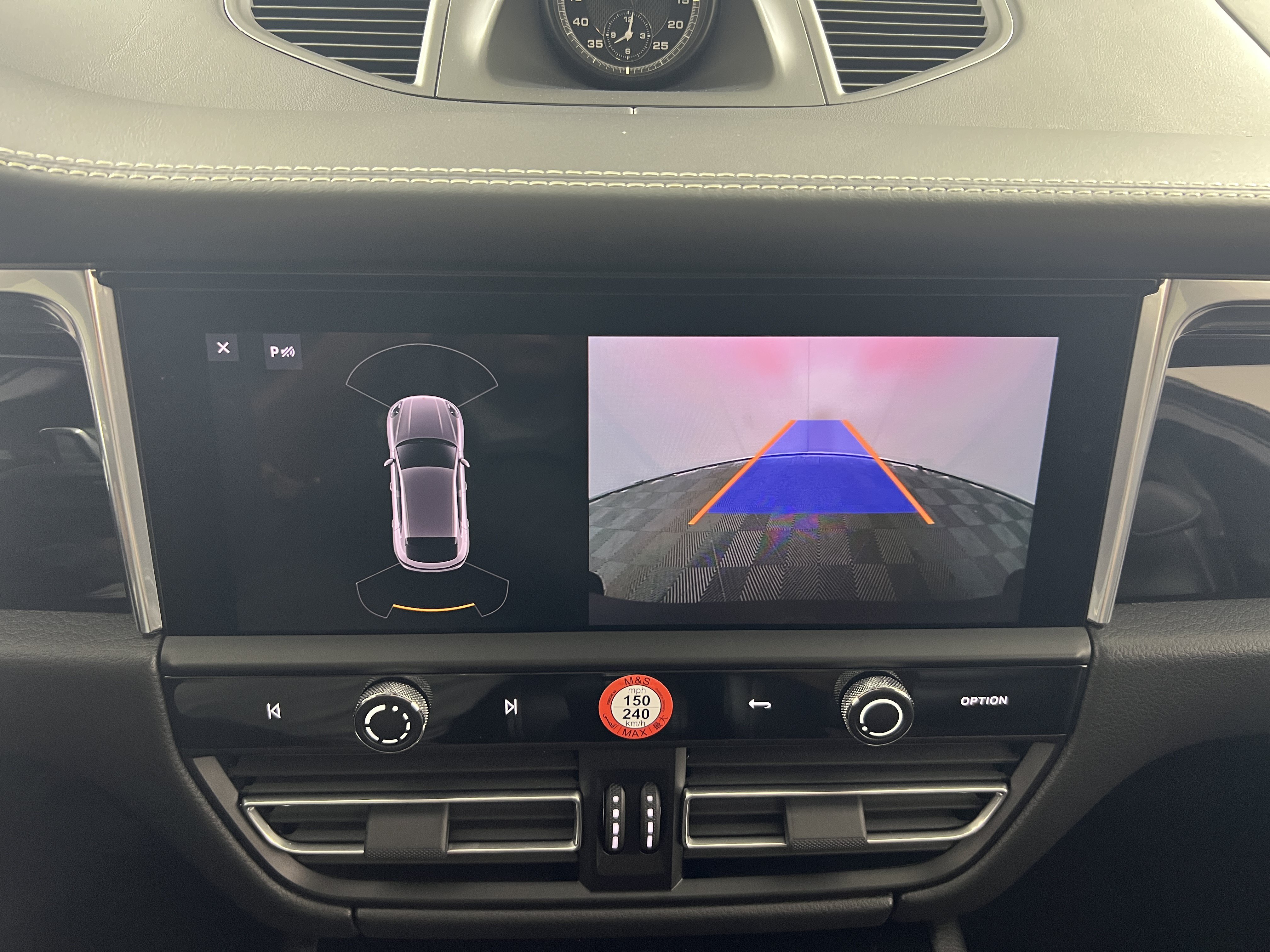 Certified 2026 Porsche Macan S AWD/4WD image 24