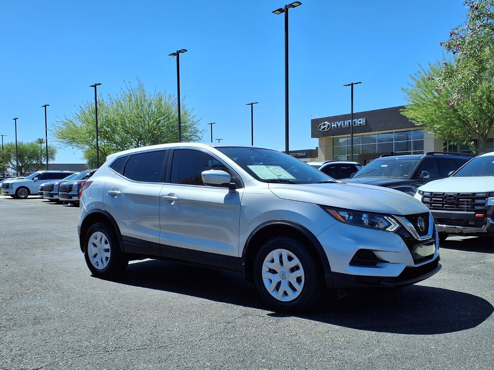 Used 2020 Nissan Rogue Sport S FWD image 8
