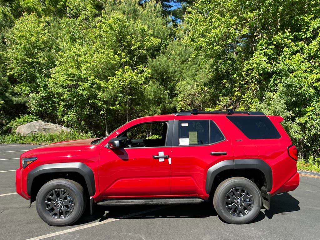 New 2026 Toyota 4Runner SR5 AWD/4WD image 2