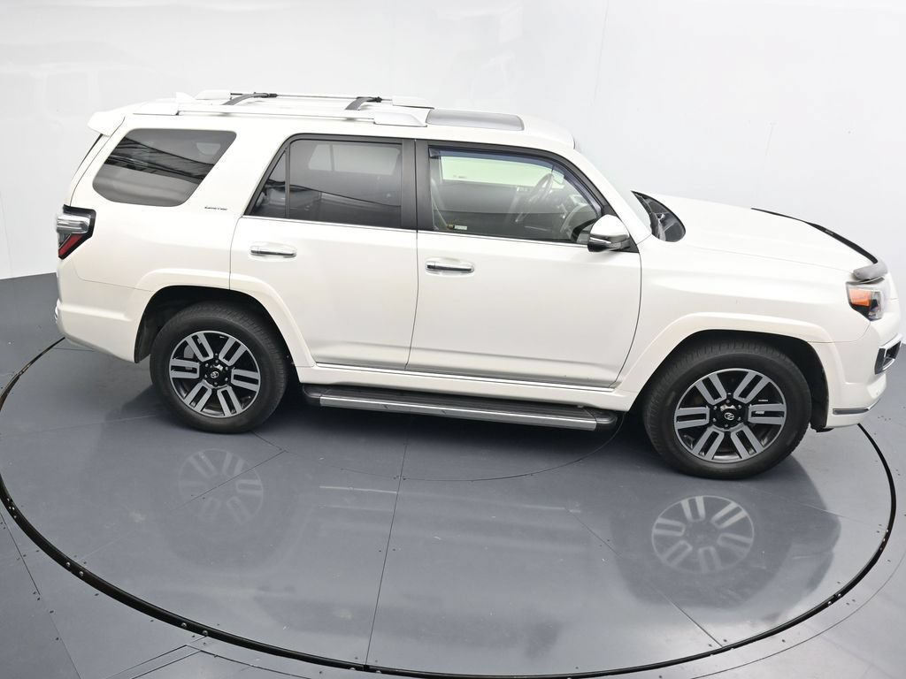 Used 2017 Toyota 4Runner Limited AWD/4WD image 17