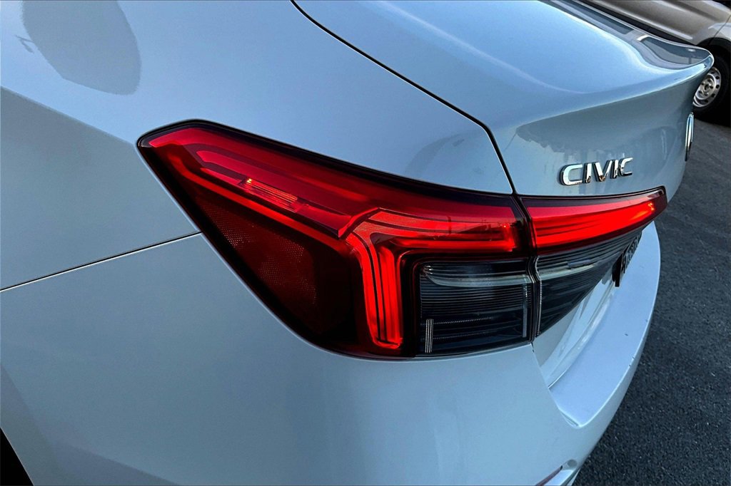 Used 2024 Honda Civic Sport image 28