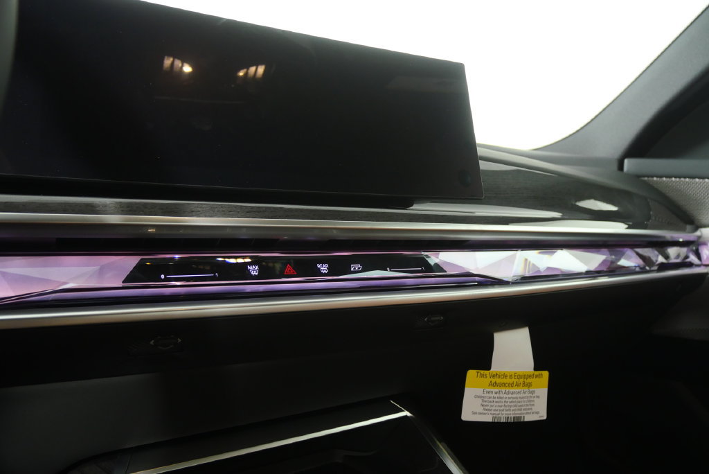 New 2026 BMW 740i RWD image 21