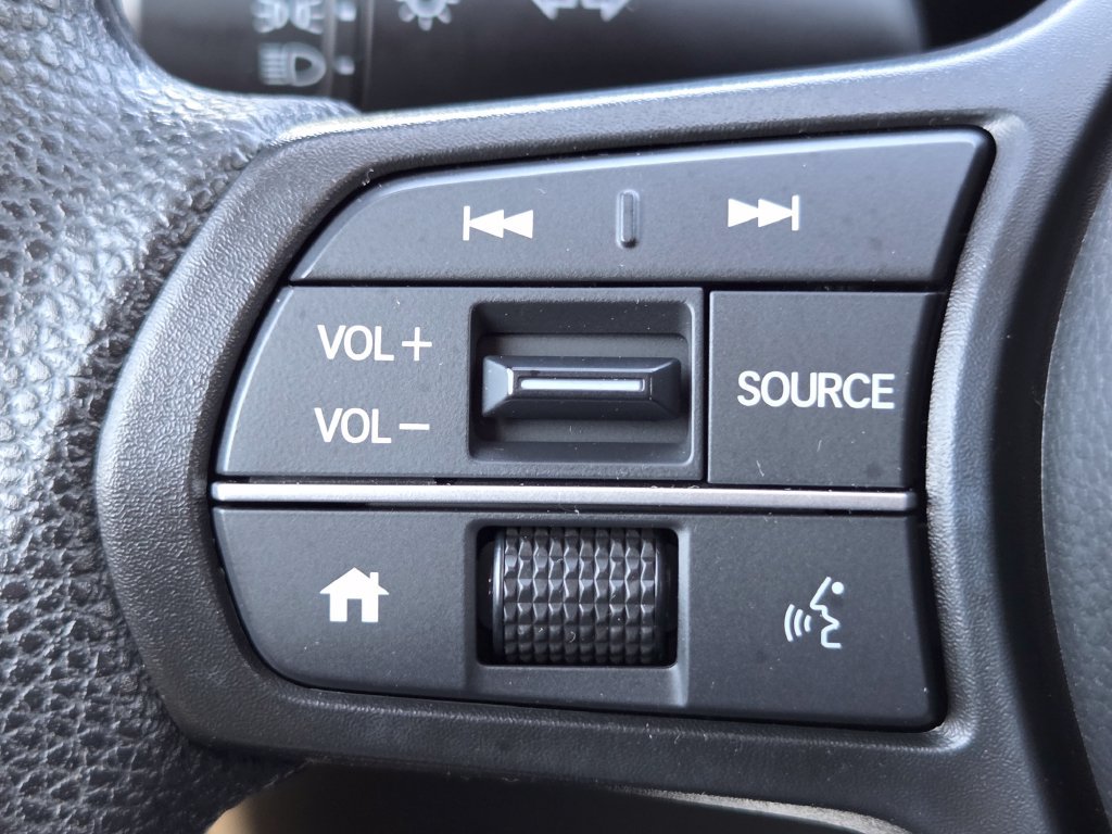 Used 2025 Honda CR-V LX image 13