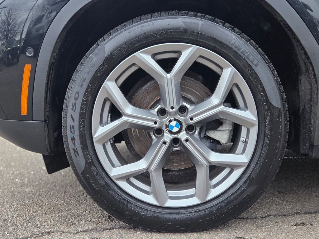 Used 2025 BMW X4 xDrive30i image 11
