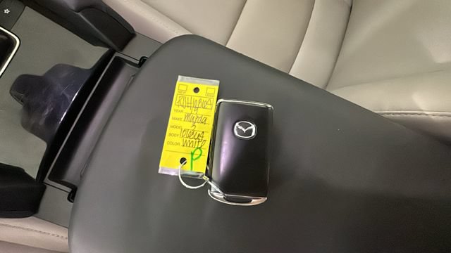Used 2019 MAZDA MAZDA3 Sedan w/ Select Package FWD image 20