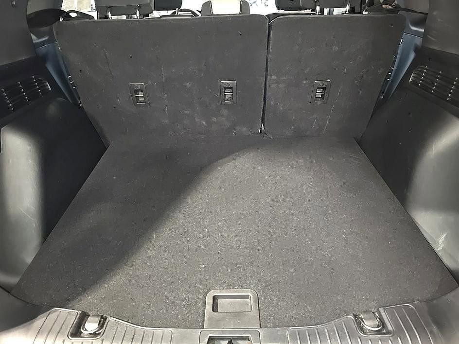 Used 2022 Ford Escape SE w/ Cold Weather Package image 28