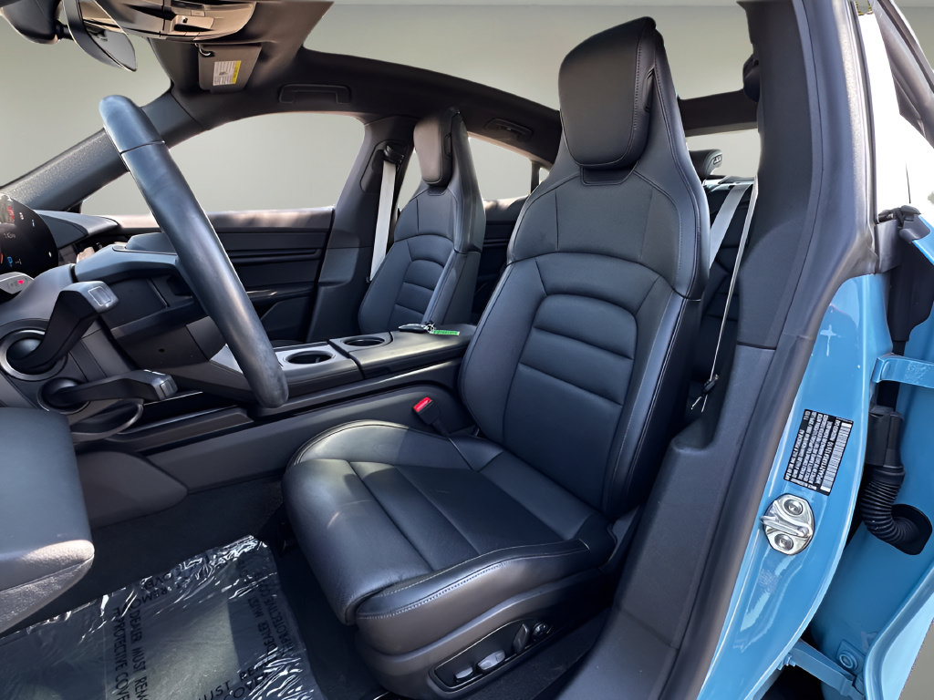 Used 2024 Porsche Taycan RWD image 9
