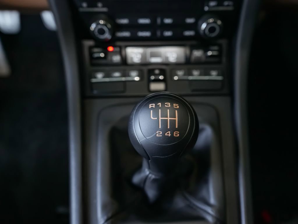 Certified 2019 Porsche 911 Speedster image 22