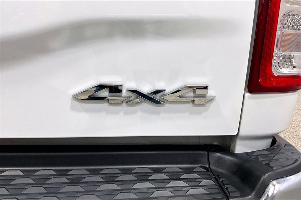 Used 2024 RAM 3500 Tradesman w/ Chrome Appearance Group image 26