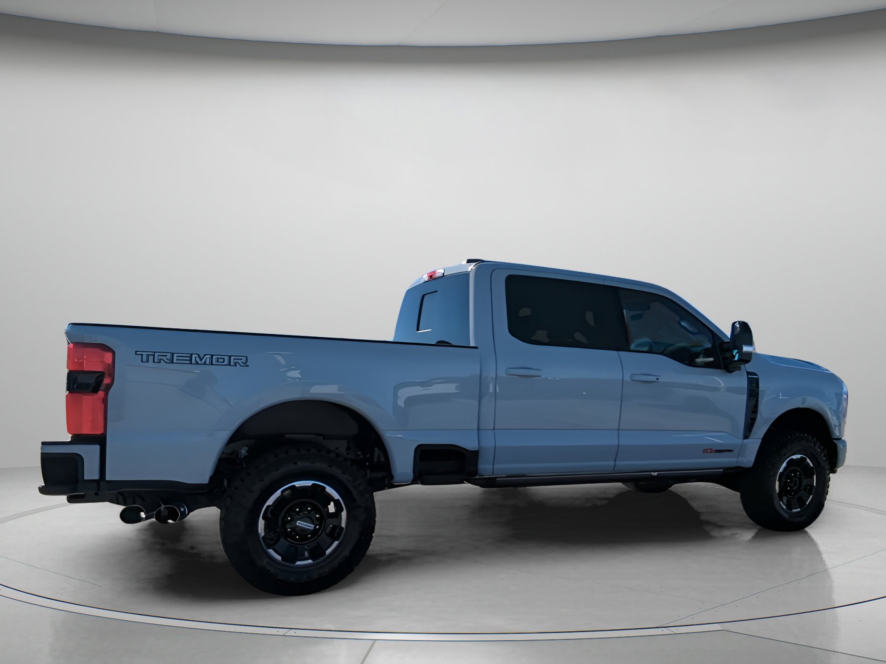 New 2026 Ford F250 Platinum w/ Tremor Off-Road Package image 32