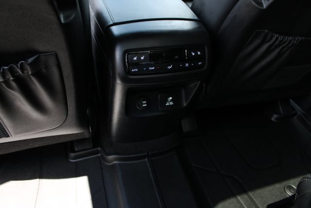 Used 2025 Hyundai Palisade Calligraphy AWD/4WD image 28