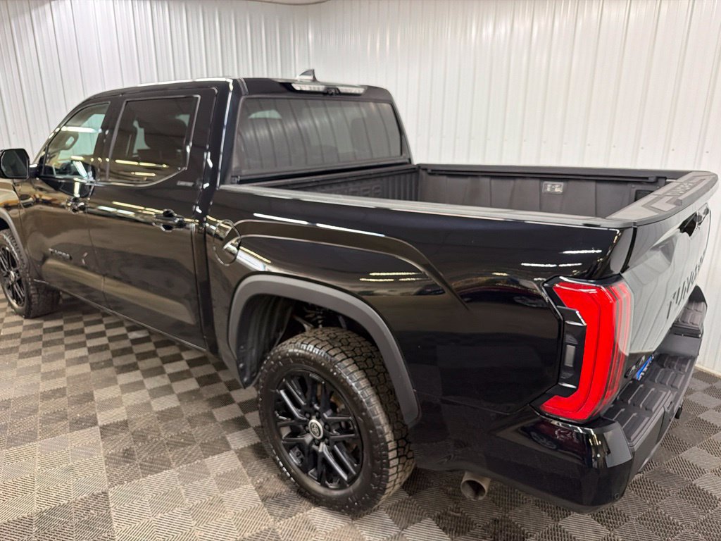 Used 2024 Toyota Tundra Limited AWD/4WD image 9