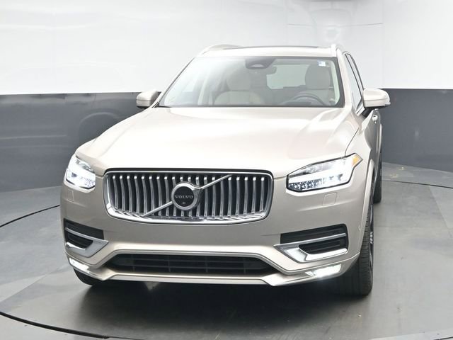 Used 2023 Volvo XC90 B6 Ultimate w/ Protection Package Premier image 3