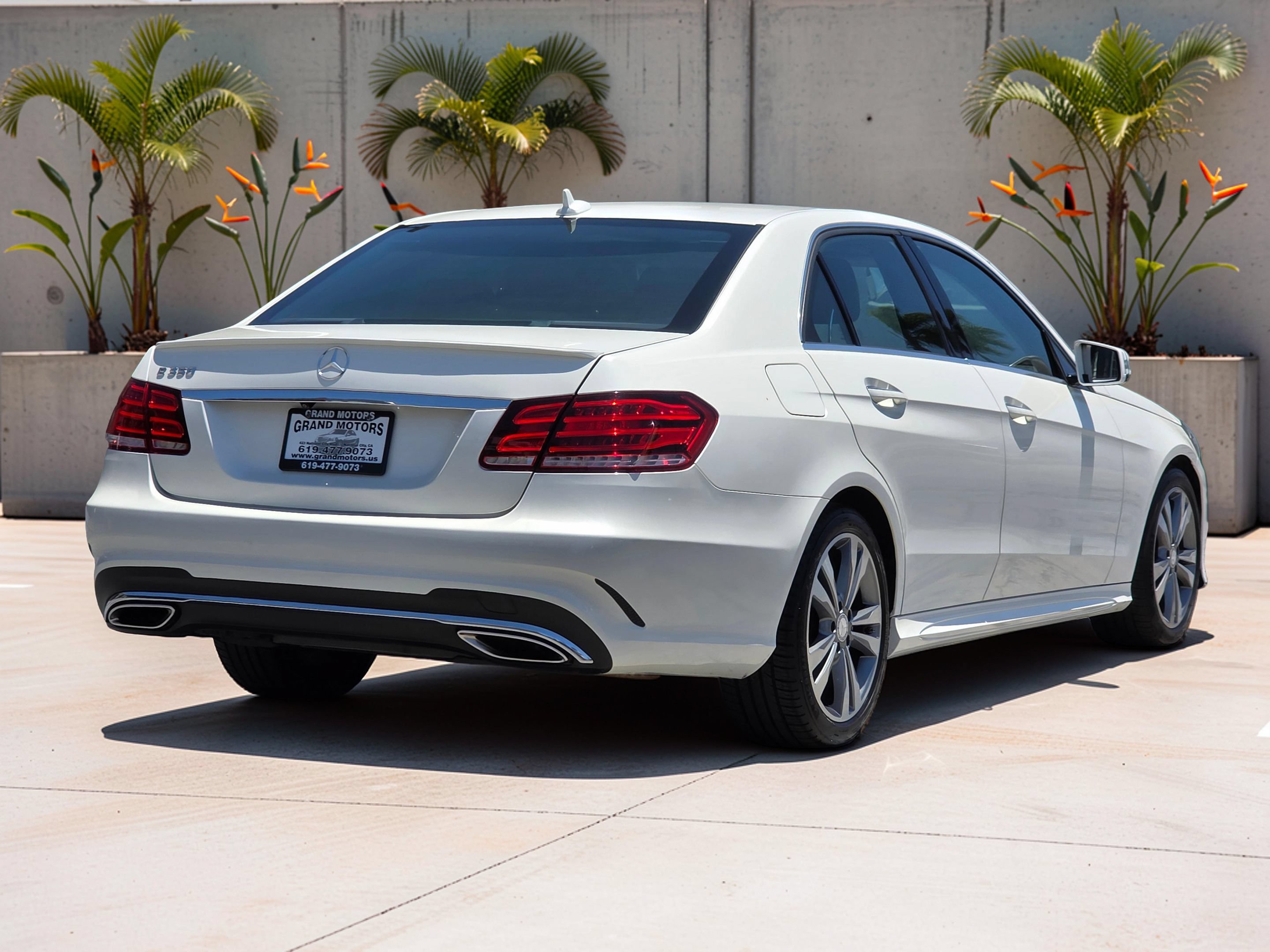 Used 2015 Mercedes-Benz E 350 Sedan w/ Premium 1 Package image 6