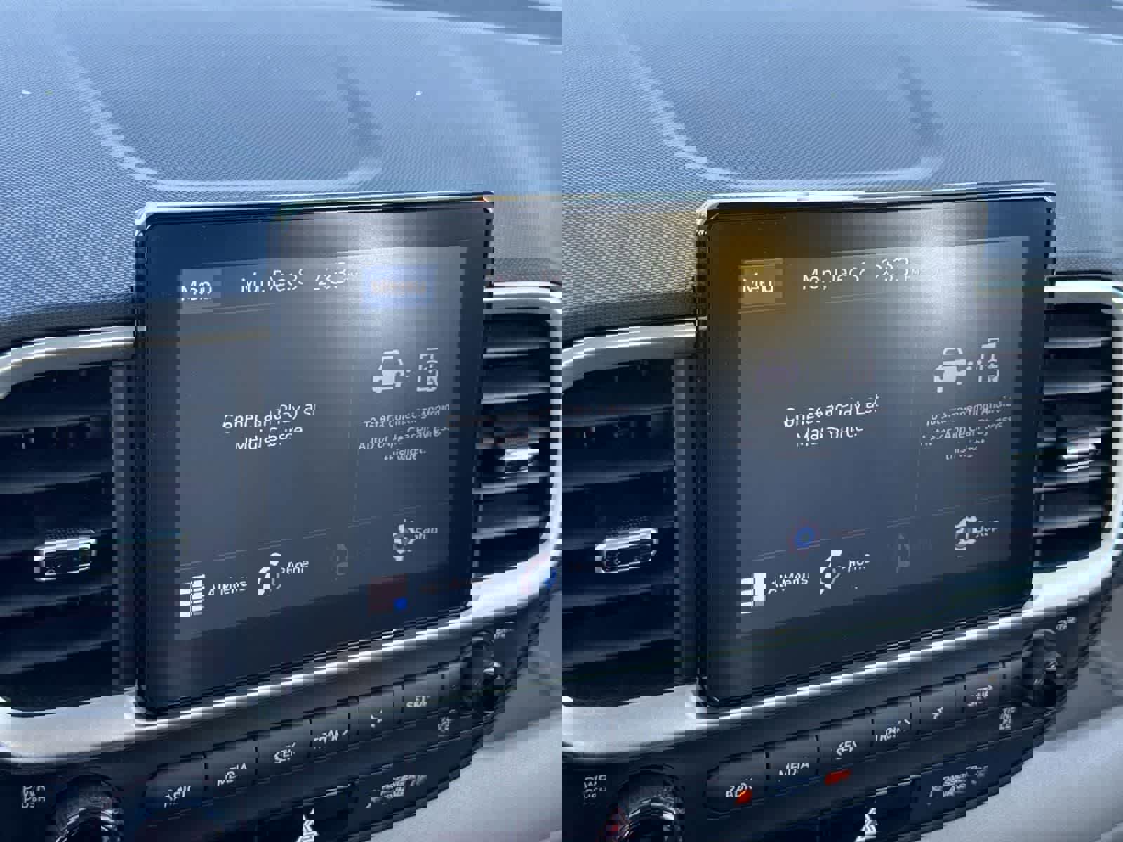 Used 2022 Hyundai Venue SEL image 27