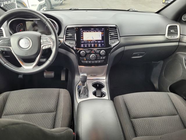 Certified 2020 Jeep Grand Cherokee Laredo w/ 18" Wheel & 8.4" Radio Group image 6