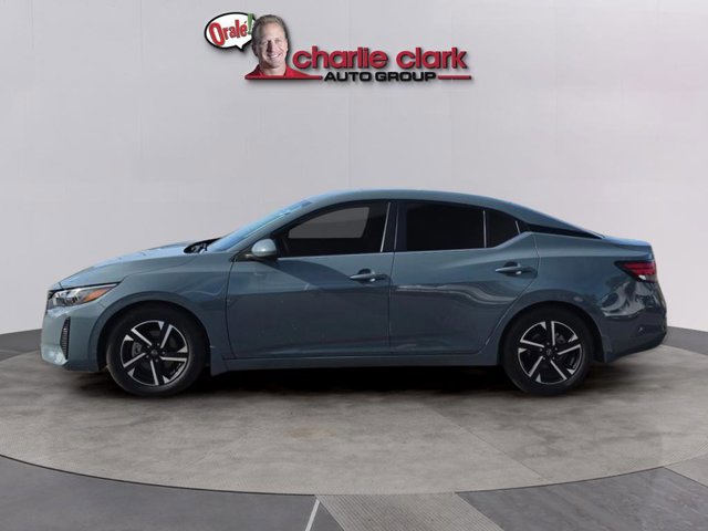 Certified 2025 Nissan Sentra SV FWD image 3