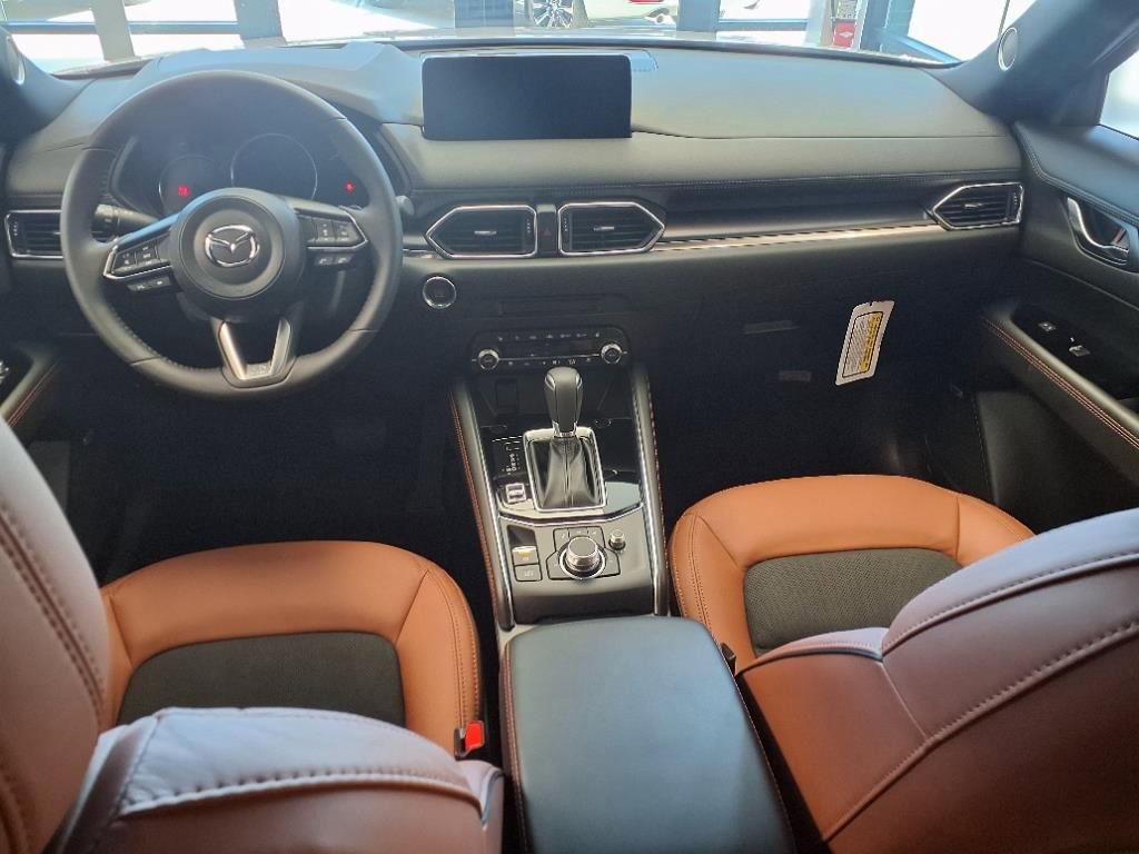 New 2025 MAZDA CX-5 Carbon Edition image 7