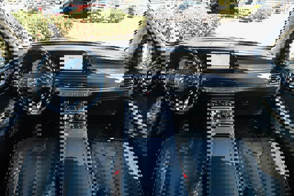 Used 2021 Hyundai Palisade Limited w/ Cargo Package image 14