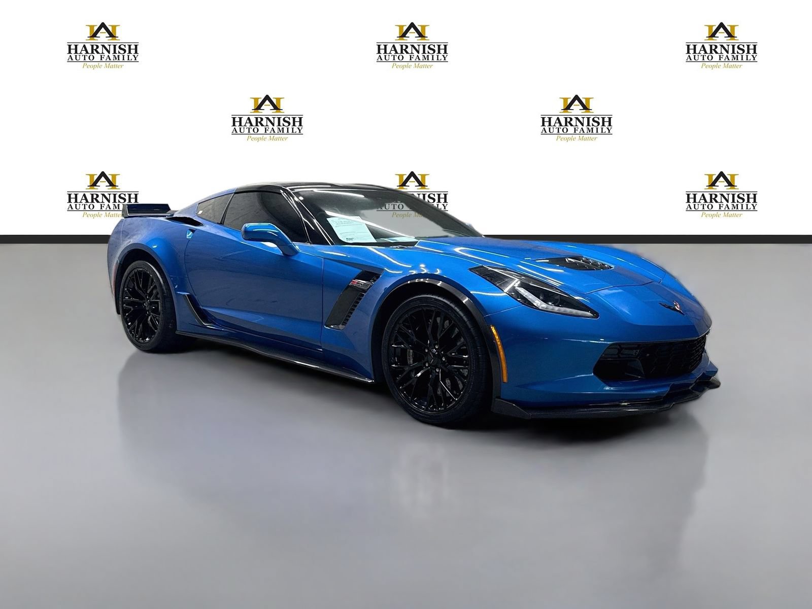 Used 2016 Chevrolet Corvette Z06 w/ 3LZ Preferred Equipment Group RWD image 3