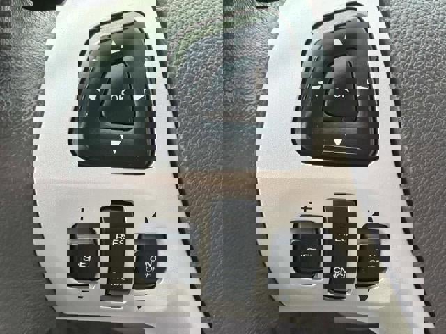 Used 2013 Ford Edge Limited image 33