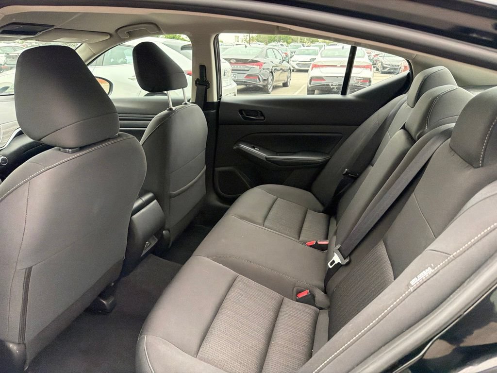 Used 2025 Nissan Altima 2.5 SV FWD image 20