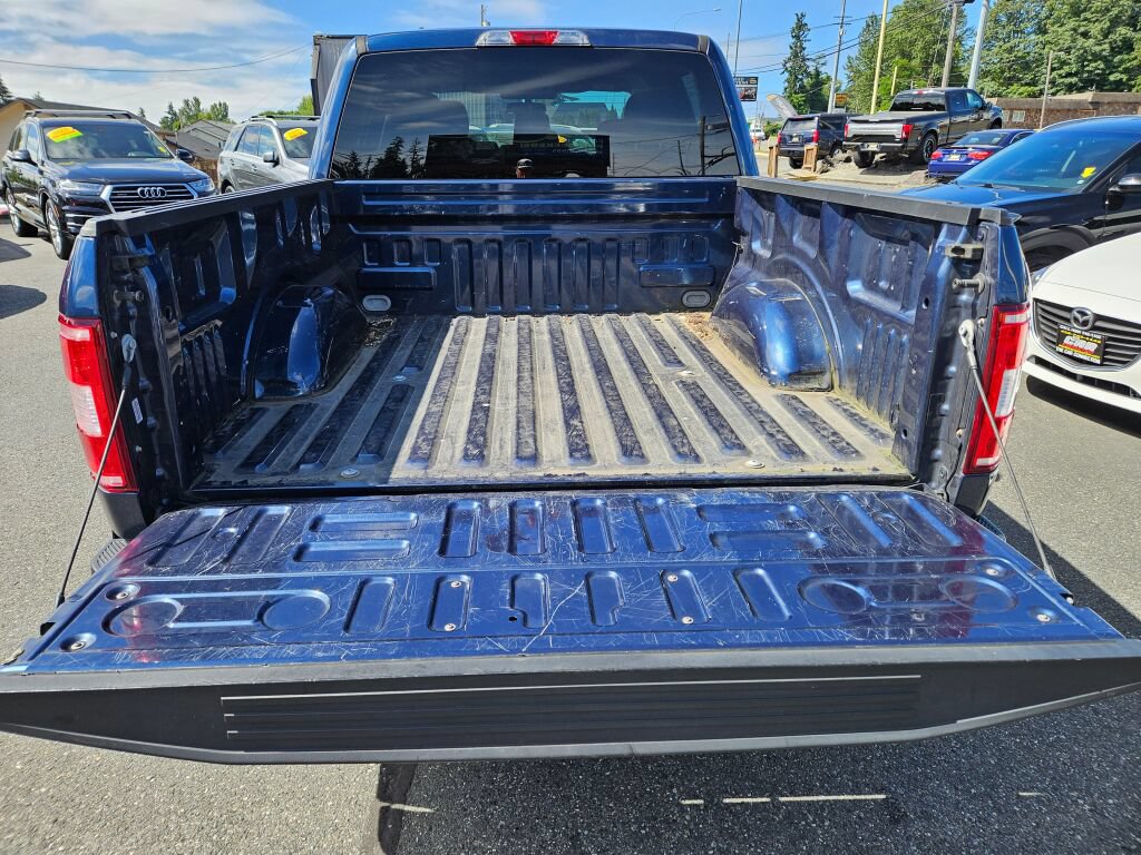 Used 2018 Ford F150 XLT w/ Equipment Group 302A Luxury AWD/4WD image 11