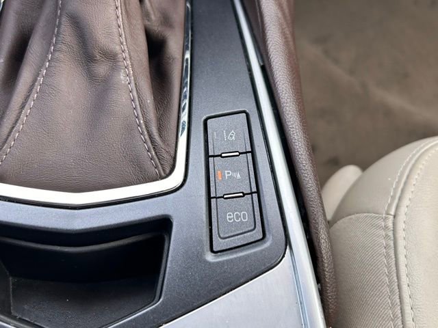 Used 2016 Cadillac SRX Luxury w/ Driver Assist Package FWD image 33