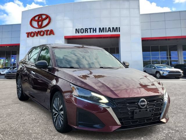 Used 2024 Nissan Altima 2.5 SV