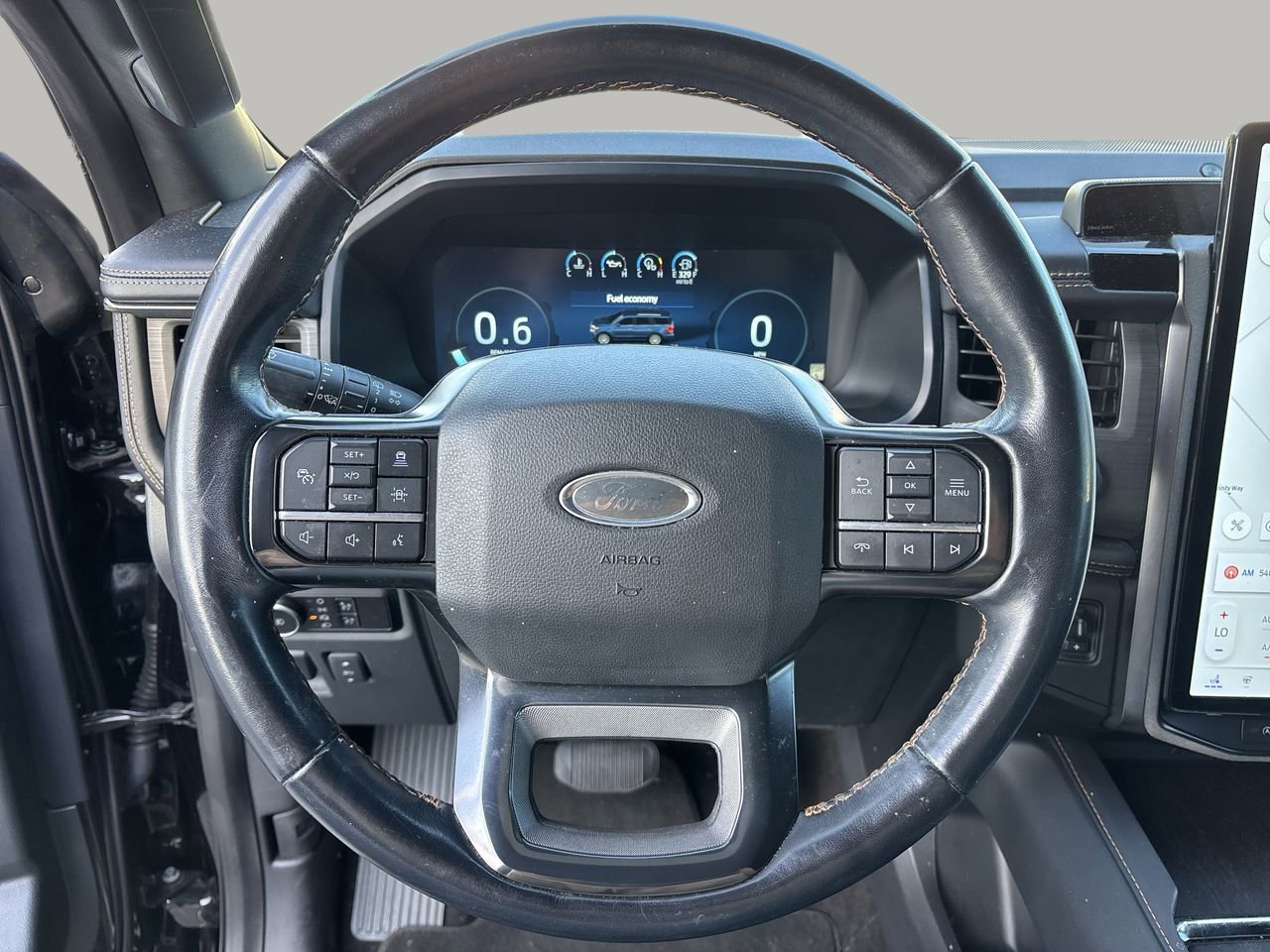 Used 2023 Ford Expedition Platinum image 32