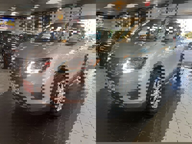 Used 2019 Nissan Rogue S