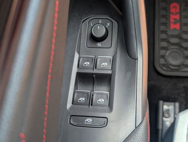 Used 2024 Volkswagen Jetta GLI 40th Anniversary Edition FWD image 34