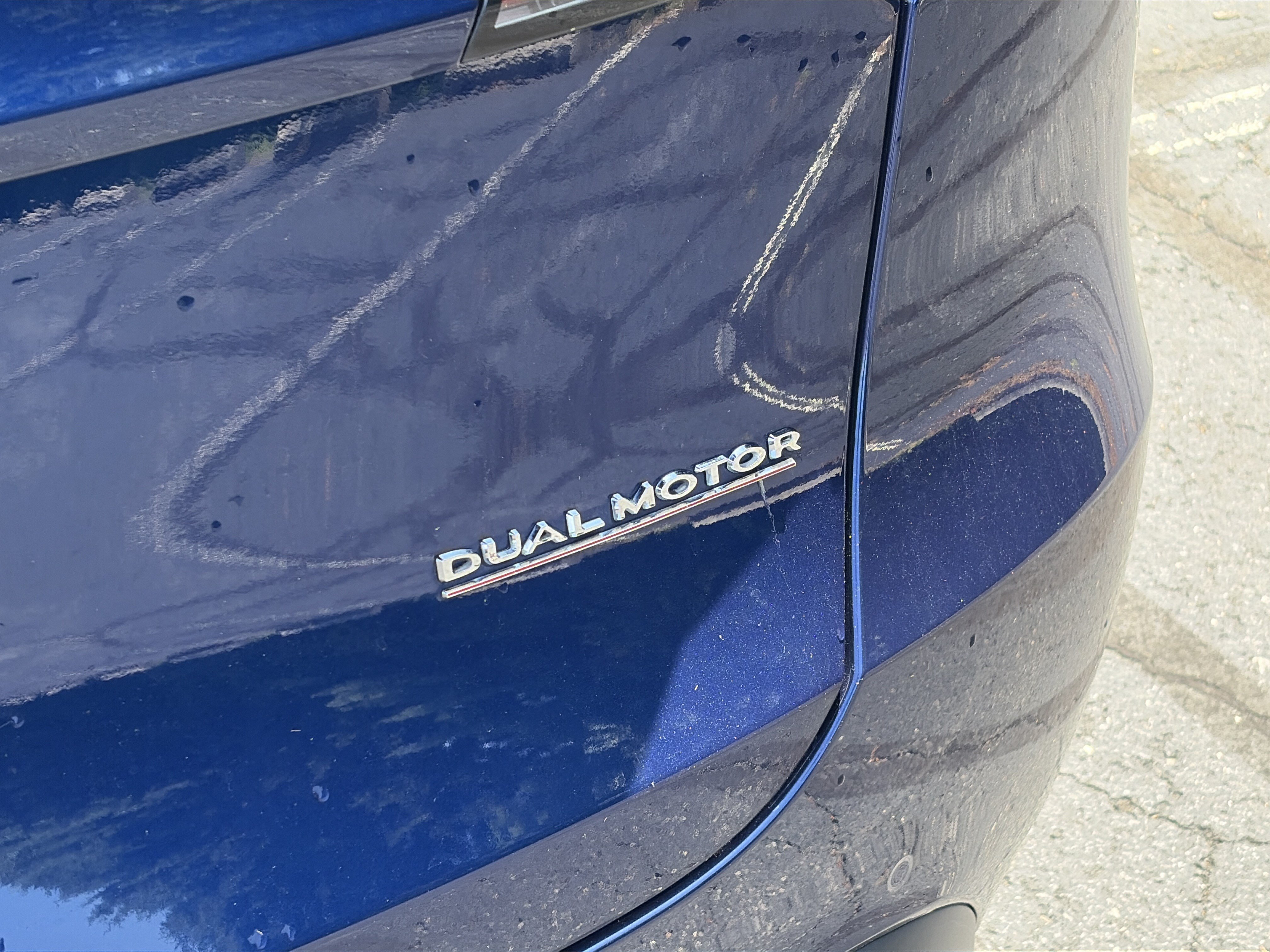 Used 2022 Tesla Model Y Performance AWD/4WD image 9