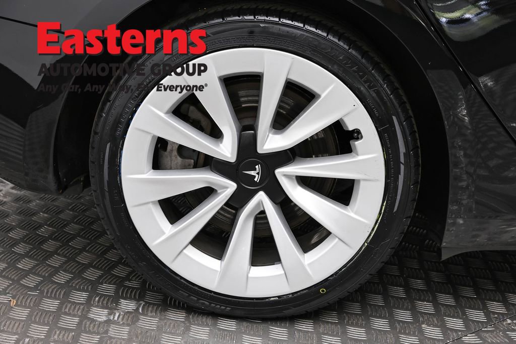 Used 2023 Tesla Model 3 Standard Range image 27