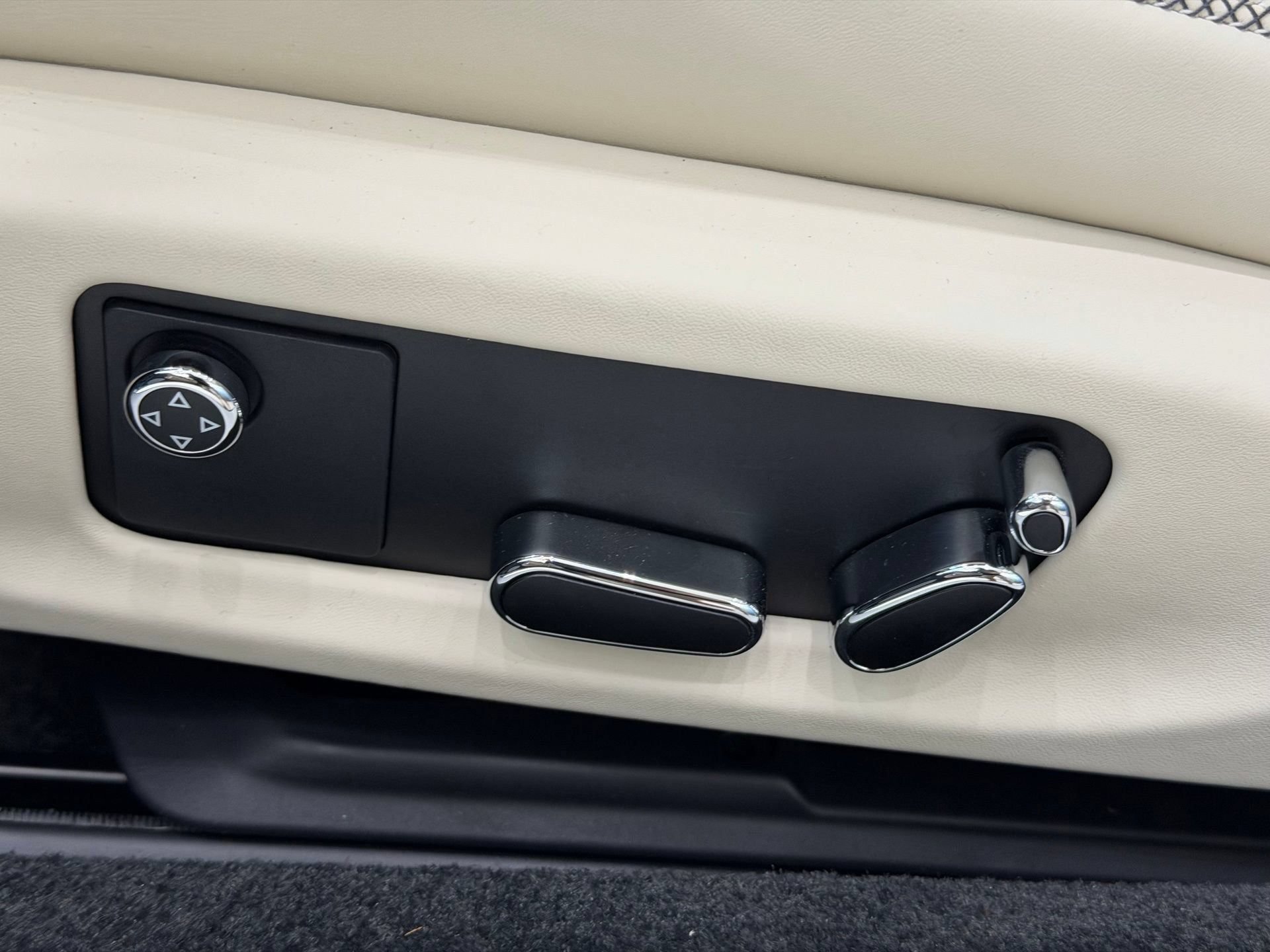 New 2026 Bentley Continental GT AWD/4WD image 30