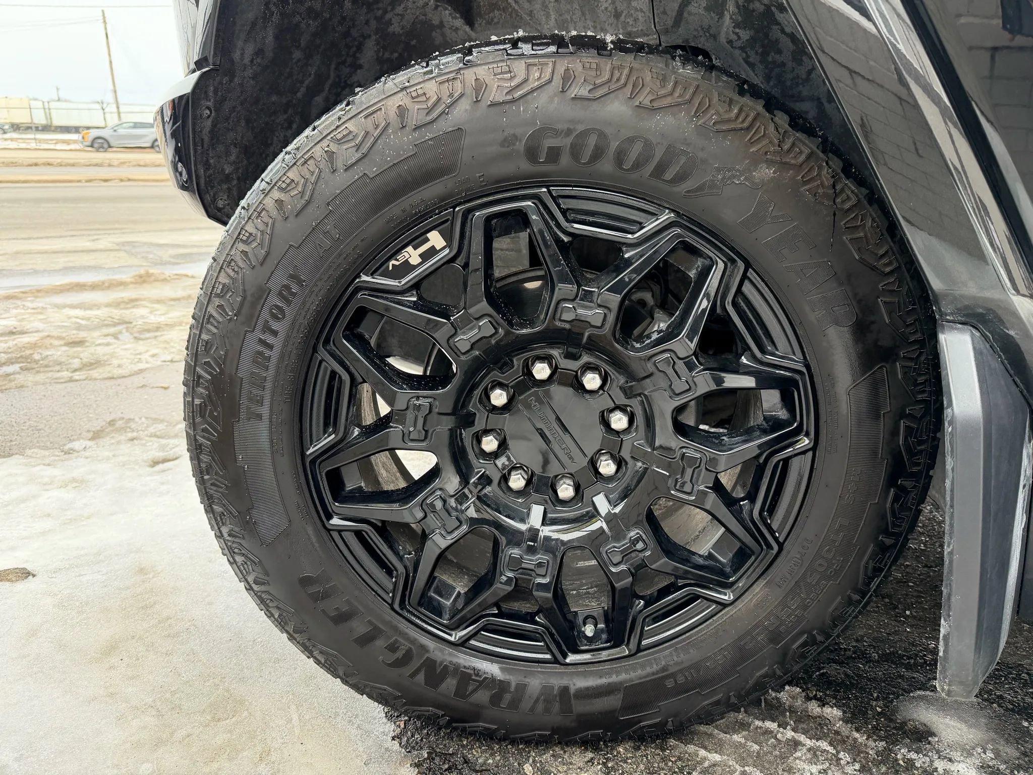 Used 2024 GMC Hummer EV 2X image 33