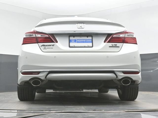 Used 2017 Honda Accord Touring image 44