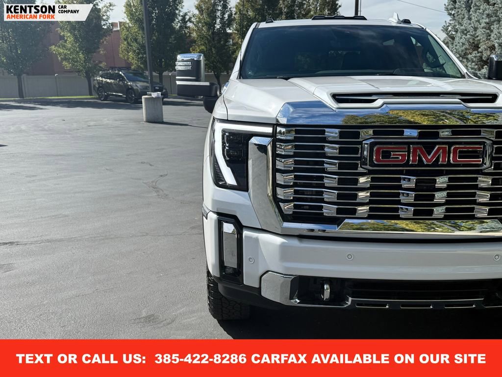 Used 2025 GMC Sierra 3500 Denali w/ Denali Reserve Package image 14