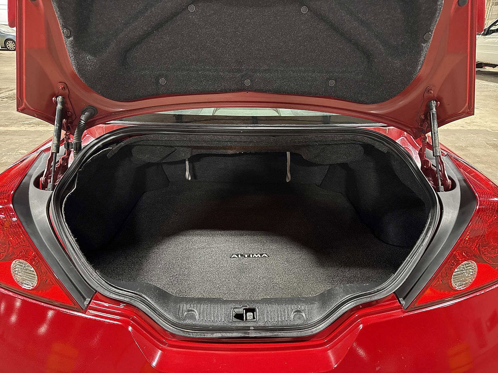 Used 2011 Nissan Altima 2.5 S w/ Convenience Pkg image 11