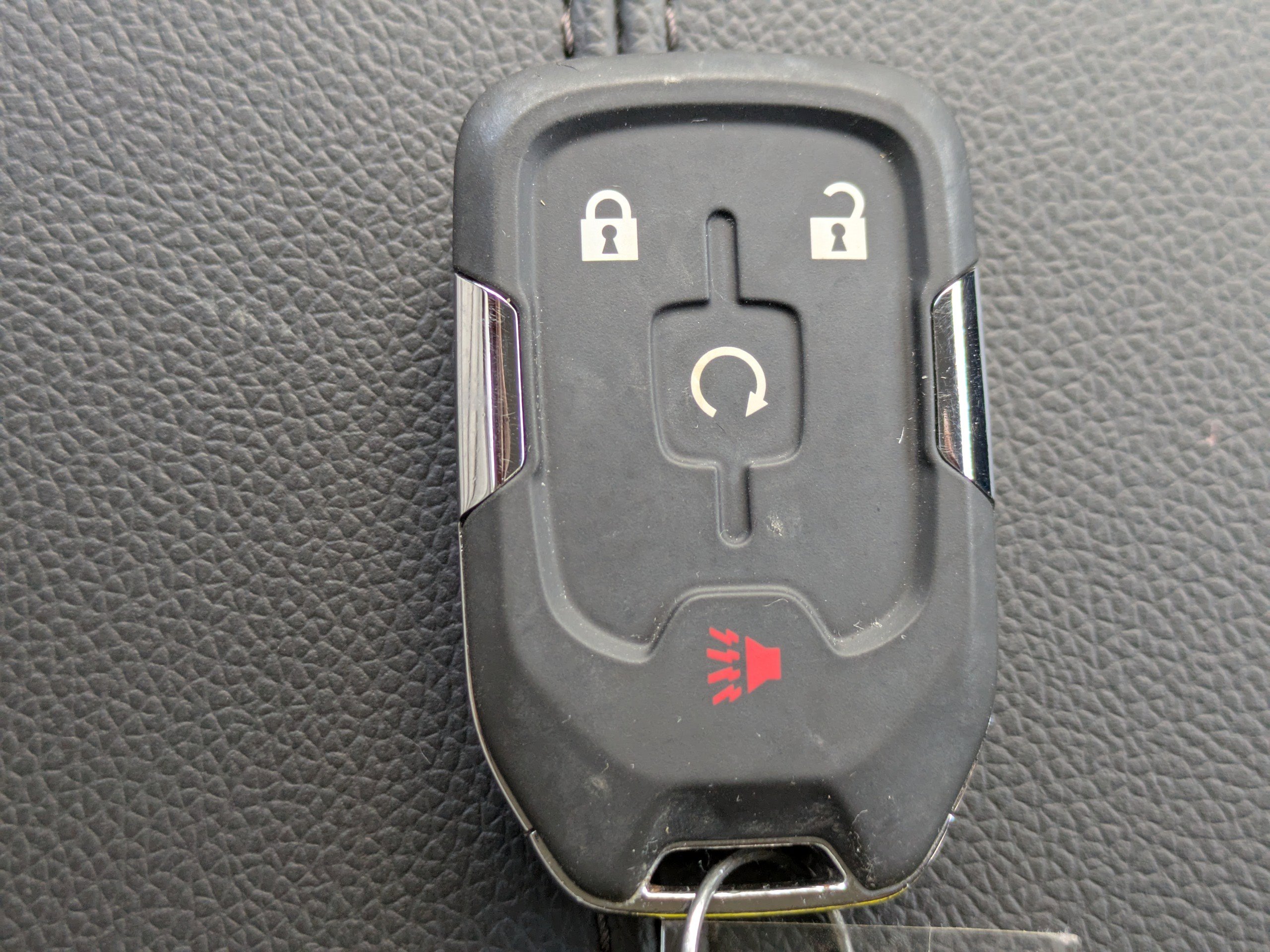 Used 2024 GMC Terrain SLE w/ Driver Convenience Package FWD image 25