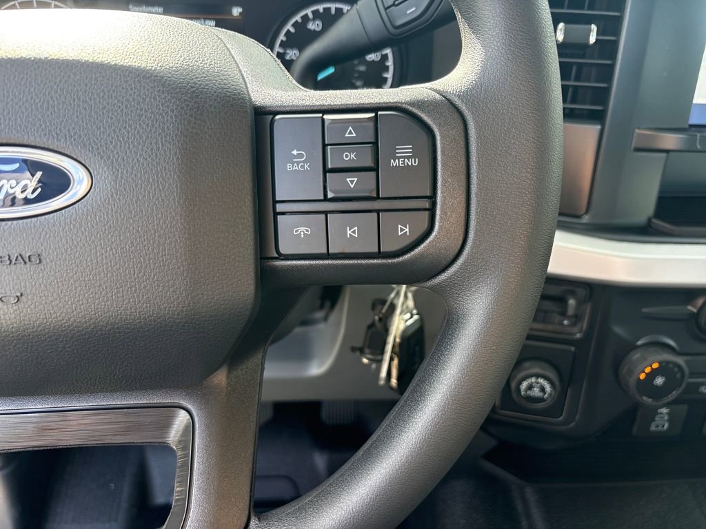 New 2026 Ford F250 XL w/ XL Chrome Package image 19