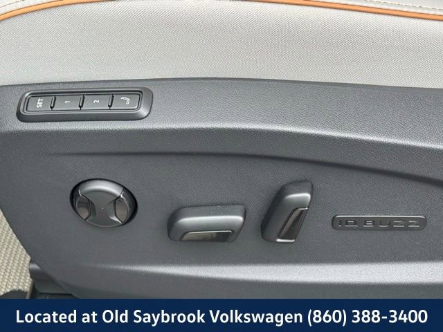 New 2025 Volkswagen ID. Buzz 1st Edition image 31