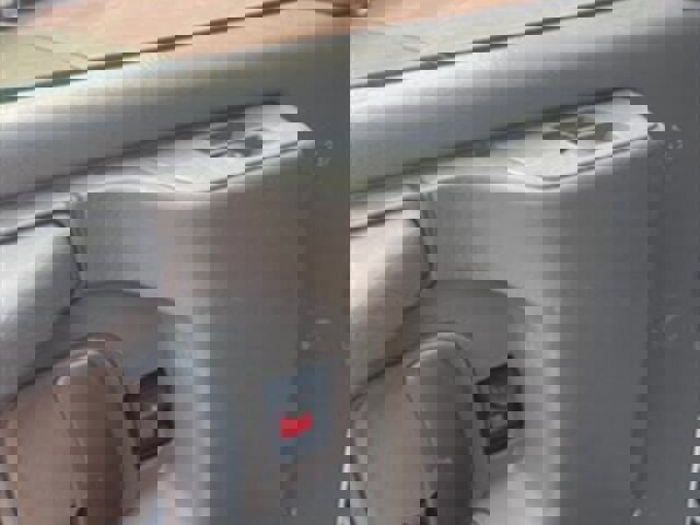 Used 2014 Chevrolet Express 2500 image 17