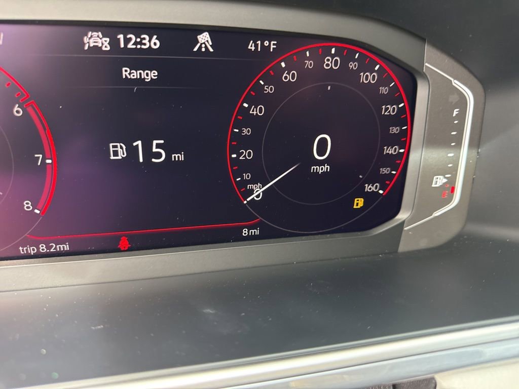 New 2025 Volkswagen Taos SEL image 16